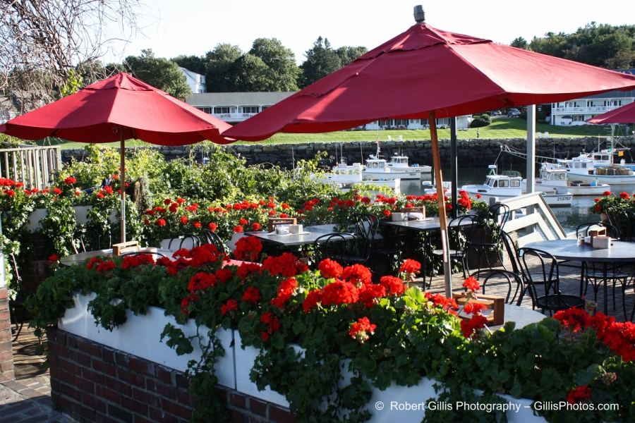 06 Ogunquit - Perkins Cove Red Umbrellas