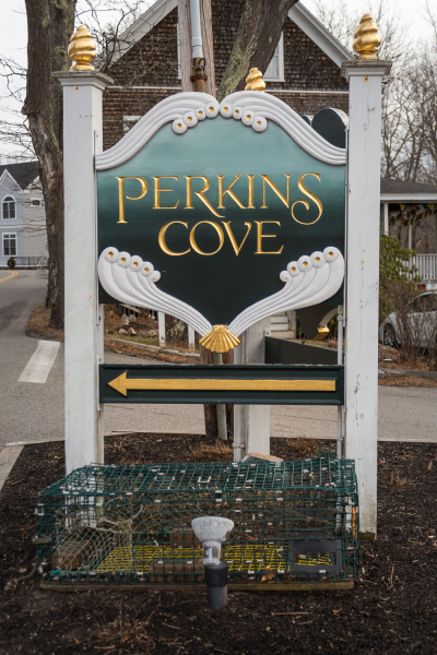 24-Ogunquit-Perkins-Cove-Sign