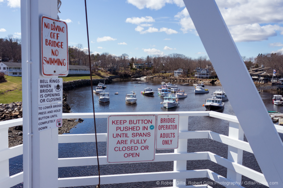 37-Ogunquit-Perkins-Cove-Middle-Of-Bridge