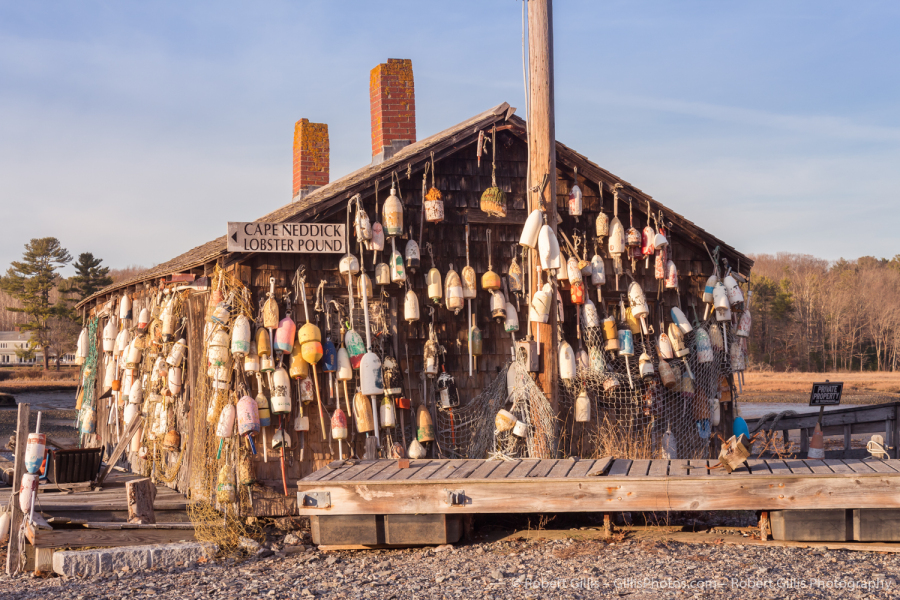20-Maine-York-Cape-Neddick-Lobster-Pound-Buoys