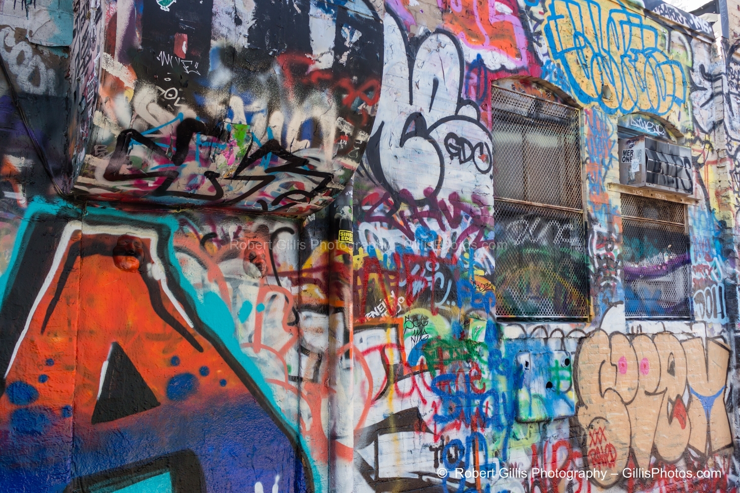 Cambridge - Graffiti Alley 003