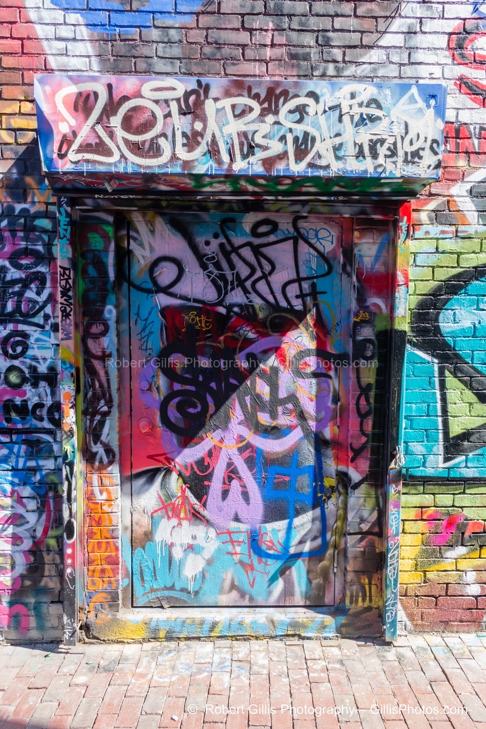 Cambridge - Graffiti Alley 015