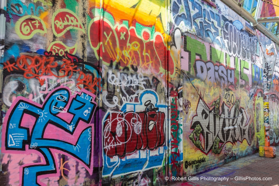 Cambridge - Graffiti Alley 010