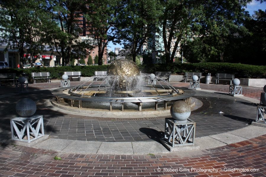 01 Cambridge - Kendall Square Fountain