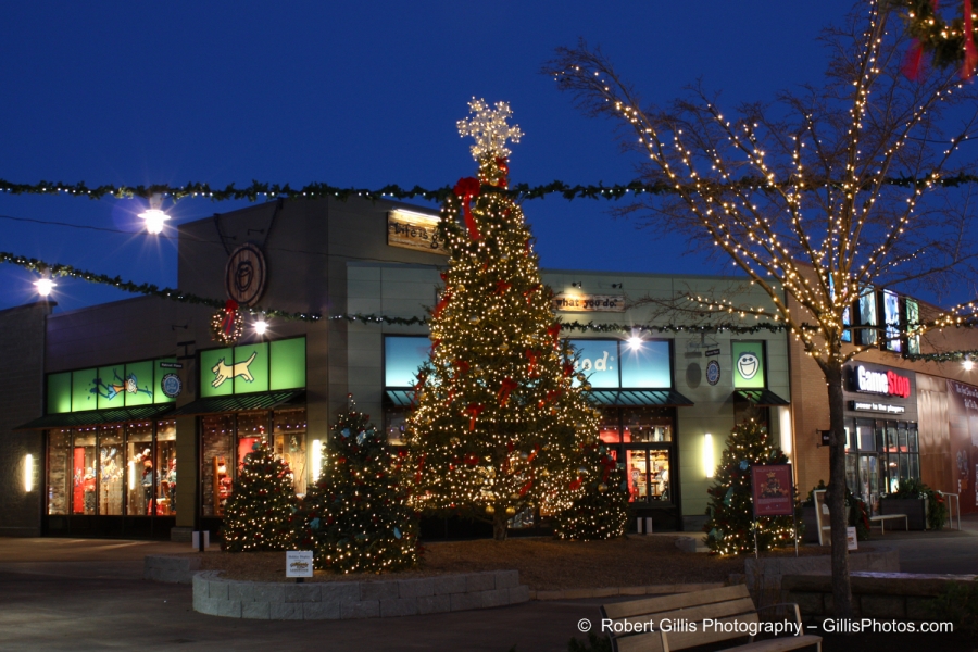 08 Foxboro Christmas - Patriot Place Christmas Tree