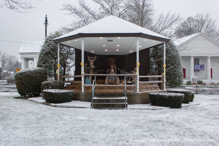 27 Foxboro Christmas - Nativity Set on Bandstand - Snowy December Morning