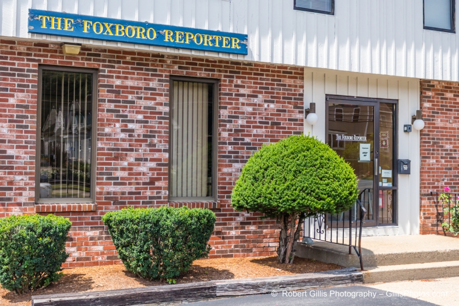75 Foxboro - The Foxboro Reporter 75 Foxboro - The Foxboro Reporter