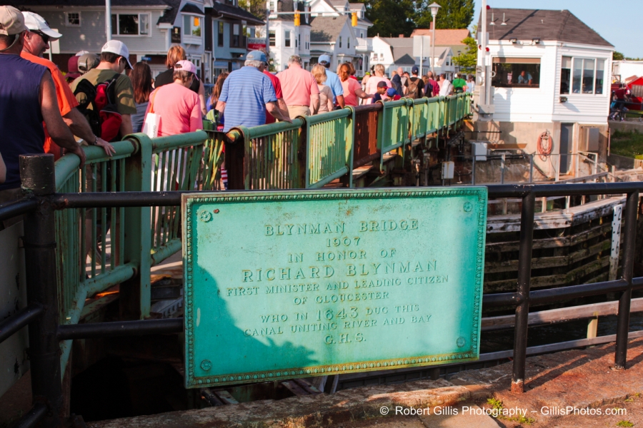 047 Gloucester - Blynman Bridge Crowd 047 Gloucester - Blynman Bridge Crowd