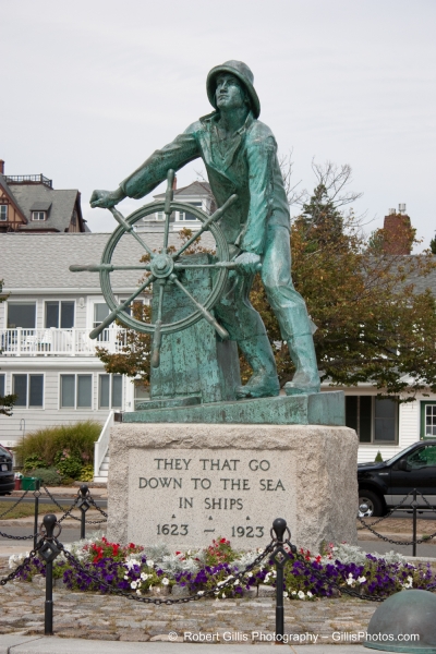 18 Gloucester - Fishermens Memorial