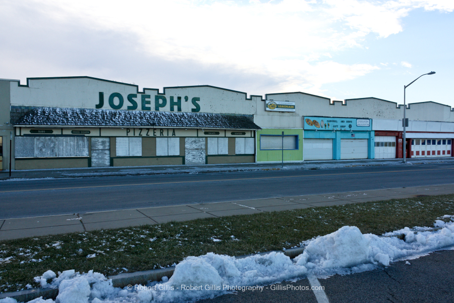 01-Hull-Nantasket-Old-Arcade-Row-and-Josephs-2013