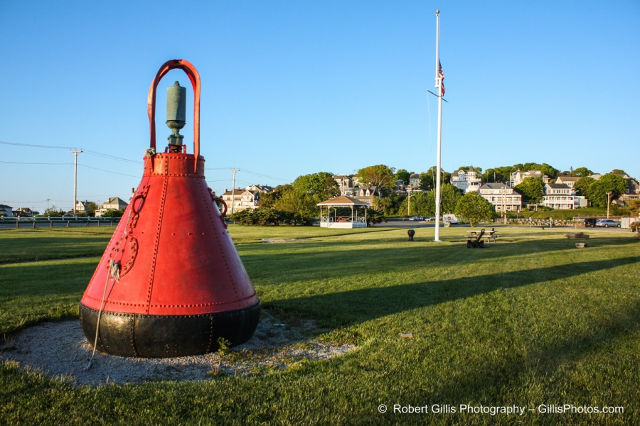 29 Hull - Red Buoy and Gazebo by Hull Yacht Club