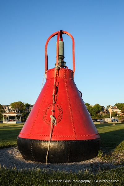 30 Hull - Red Buoy by Hull Yacht Club
