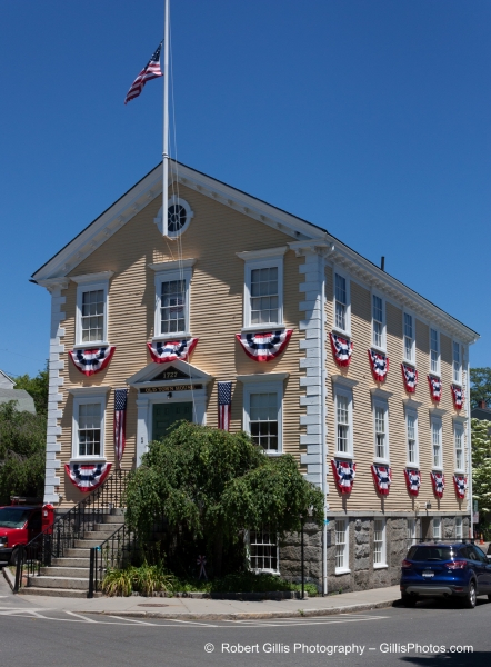15 Marblehead - Town House