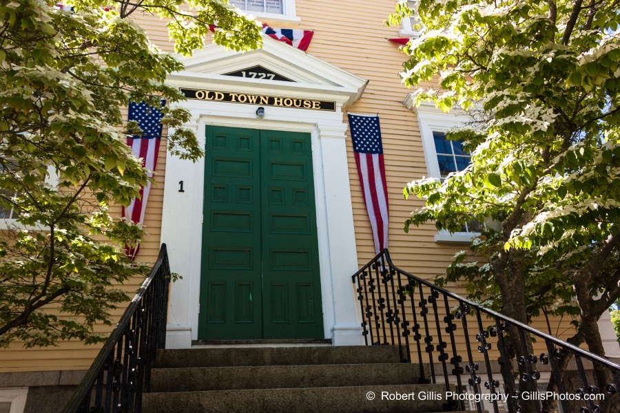 16 Marblehead - Town House