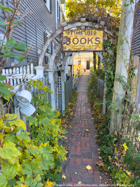 304-Provincetown-Tims-Used-Books 304-Provincetown-Tims-Used-Books