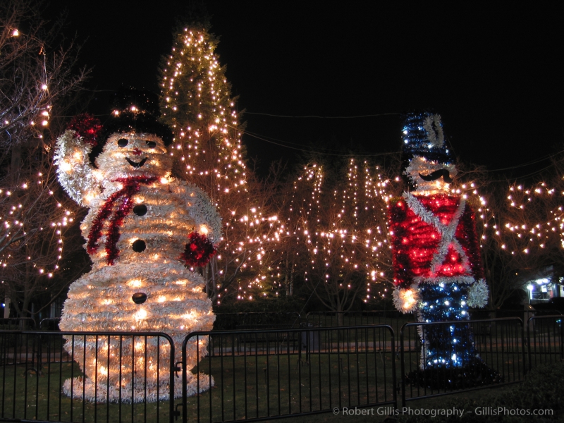 07 Quincy Christmas - Snowman and Nutcracker