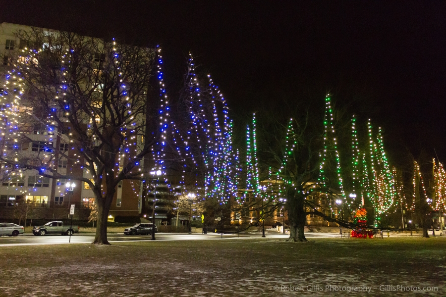 23 Quincy Christmas Lights At Quincy Center Thomas Crane Library