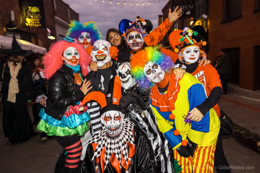045 Halloween Night In Salem 2014