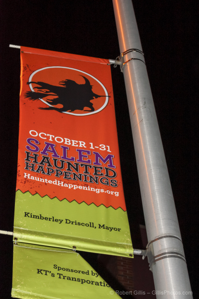 051 Halloween Night In Salem 2014