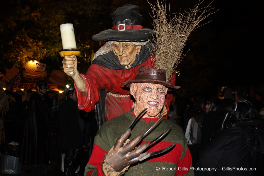 06 Salem Halloween - Freddy Kruger and the Witch