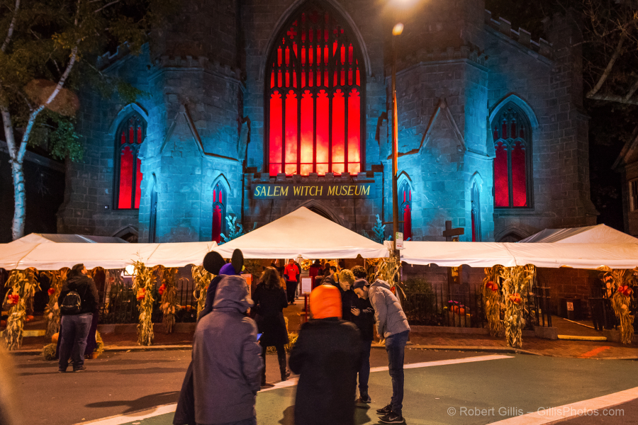 066 Halloween Night In Salem 2016