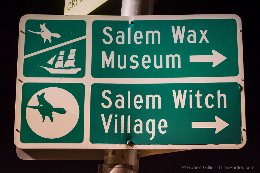 067 Halloween Night In Salem 2016