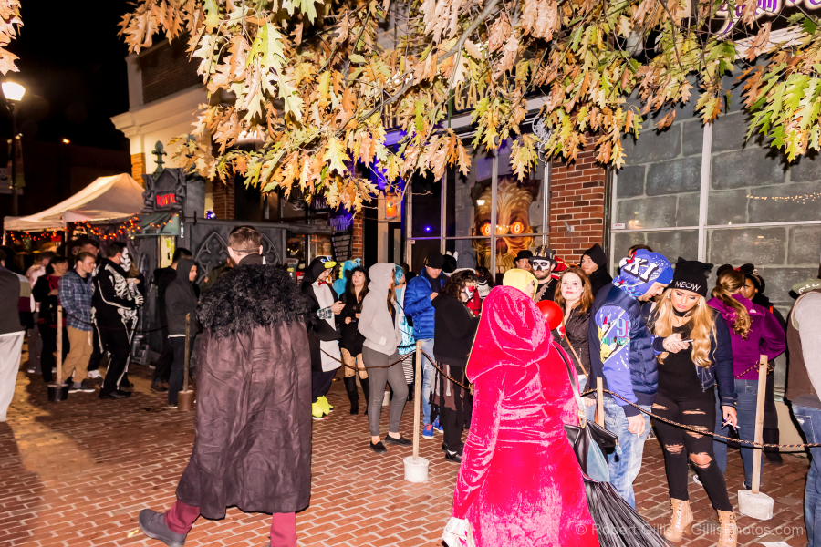 070 Halloween Night In Salem 2017