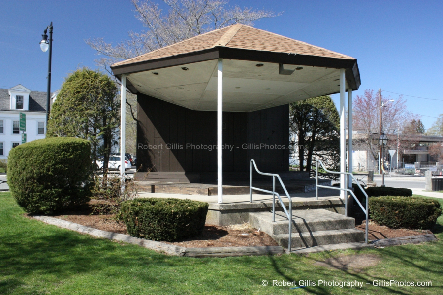 22 Foxboro - Common bandstand