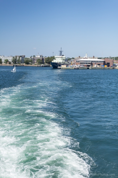 07 Marthas Vineyard - Leaving Woods Hole Ferry Dock