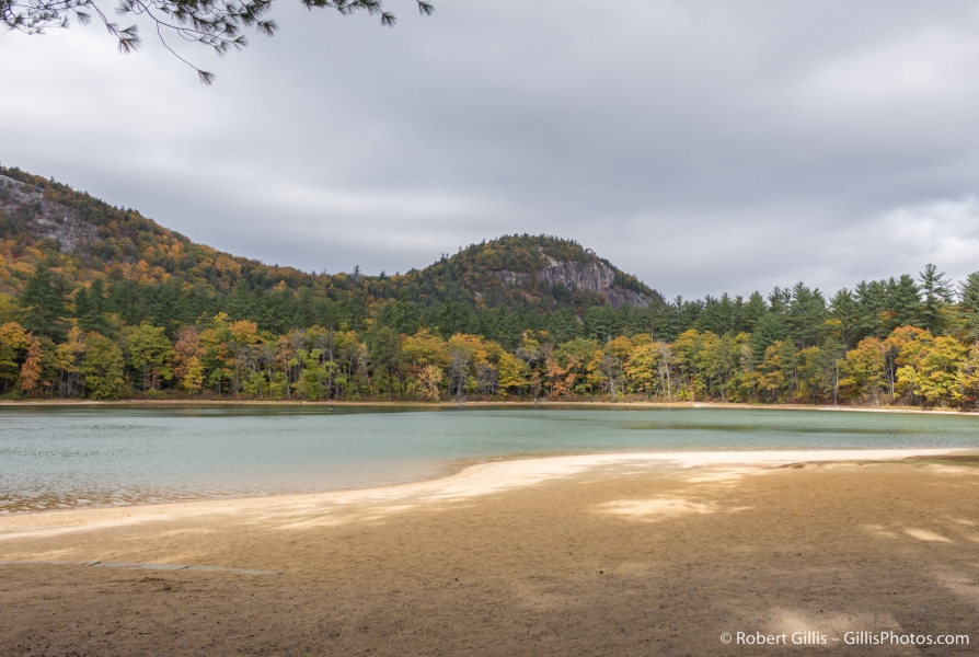 03 Echo Lake - White Horse Ledge and Cathedral Ledge In Autumn