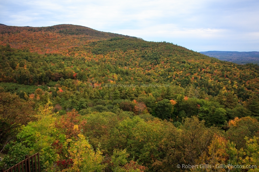 16-Moultonboro-Castle-In-The-Clouds-Foliage