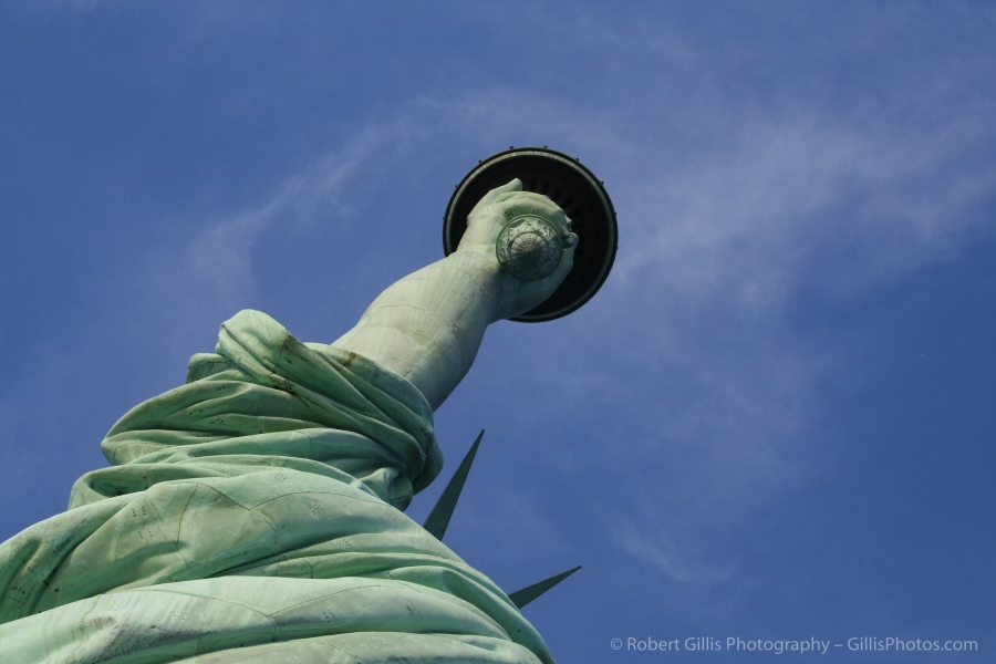 018 New York - Statue Of Liberty