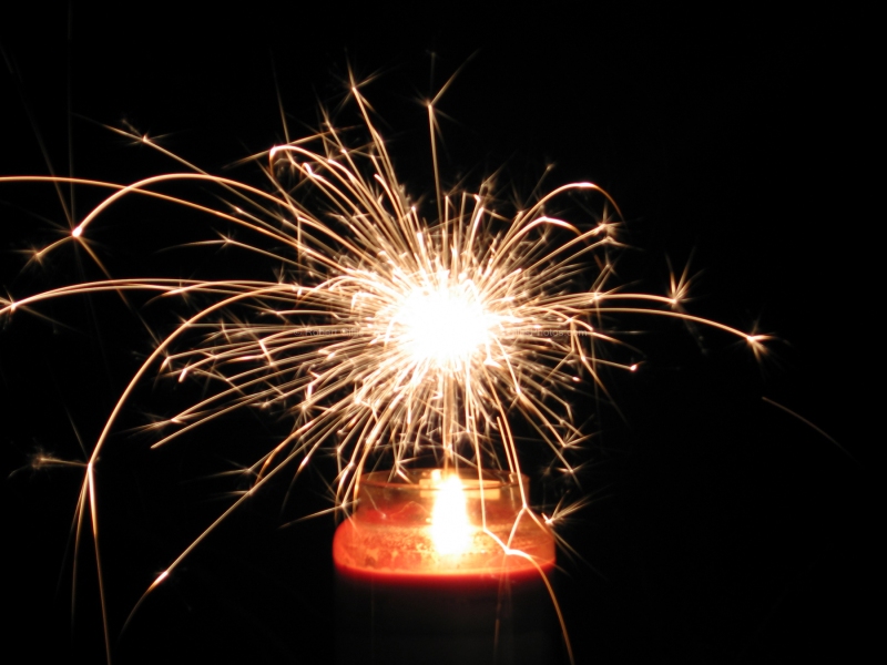 62-Fire-4th-of-July-Sparkler
