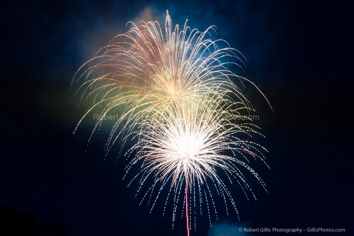 035 Fireworks Display - Foxboro Founders Day 2015