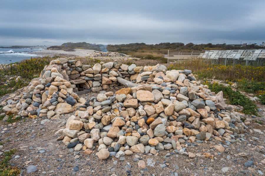 012-RI-Narragansett-Port-Judith-Light-Beach-Stones