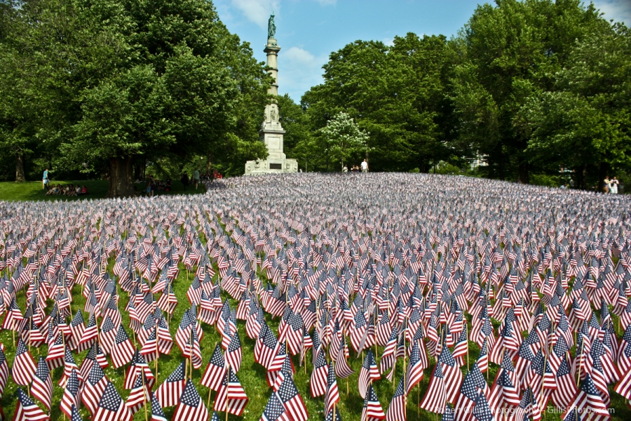 16 Boston Memorial Day 33000 Flags