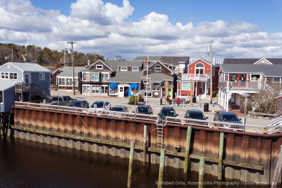 1_36-Ogunquit-Perkins-Cove-Dockside-Across-The-Bridge