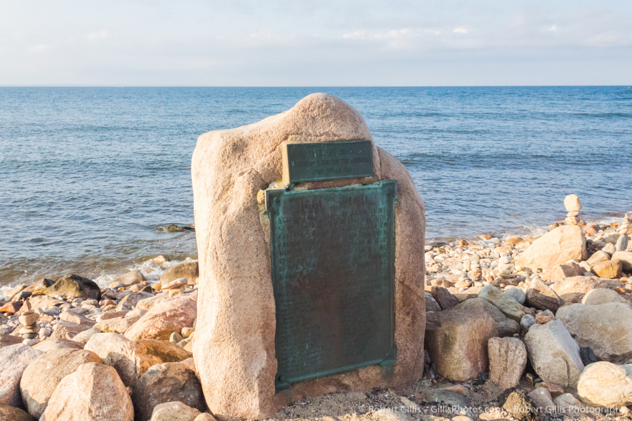 037-Block-Island-RI-Settlers-Rock