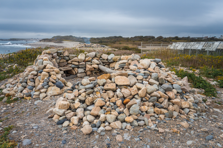 012-RI-Narragansett-Port-Judith-Light-Beach-Stones