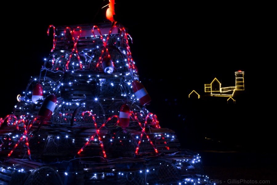 073-Foxs-Lobster-House-Lobster-Trap-Christmas-Tree-and-Nubble